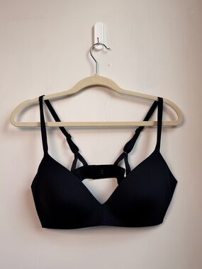 NWT Lululemon Take Shape Bra, Subtle Push up Style